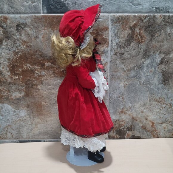 Vintage Porcelain Doll Velvet Red Dress White Lace Muff Hand Warmer - Picture 13 of 14